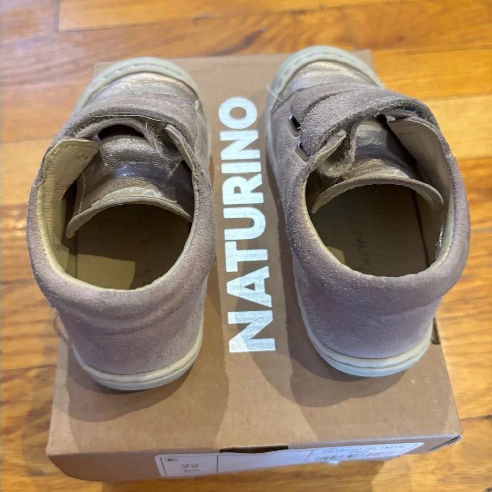 NATURINO KOLDE LEATHER/SUEDE SNEAKERS SIZE 22